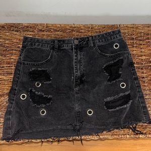 Very cute black denim mini skirt. I’ve only worn it about 3 times.